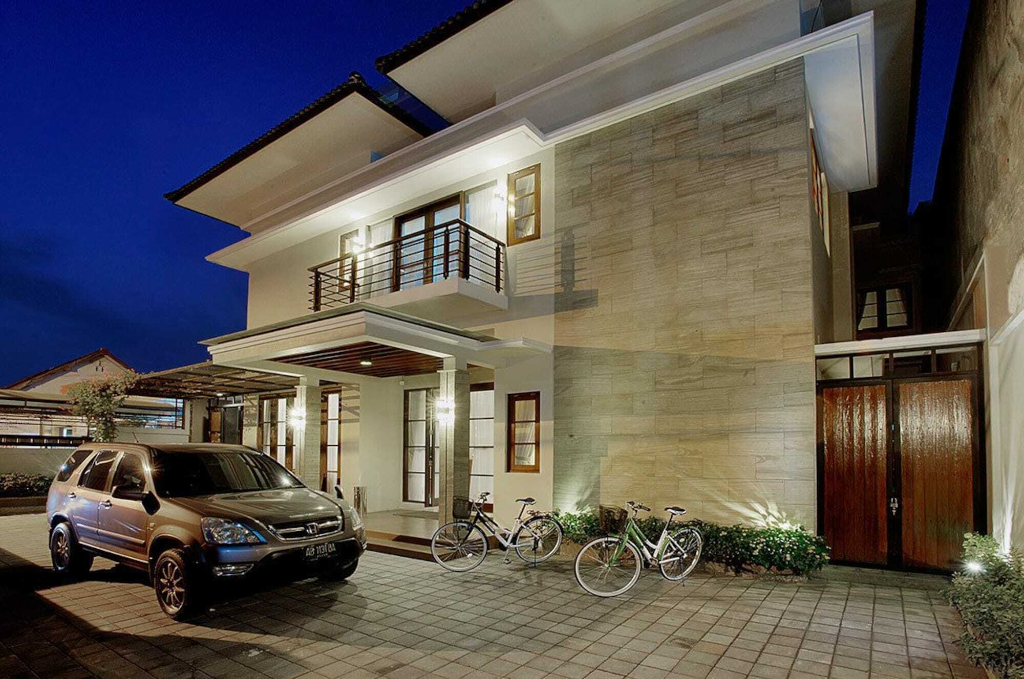 Pakualaman 奥玛嘉鲁达旅馆酒店 外观 照片